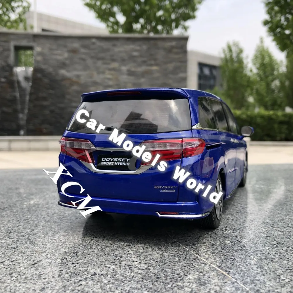 Литая модель автомобиля для odysley Sport Hybrid 1:18 (синий) + маленький подарок!|Наземный