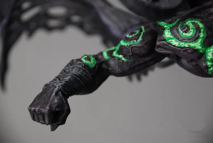 Экшн фигурка Wow Demon Hunter DC Unlimited Series 5 13 дюймов в коробке|Игровые фигурки и