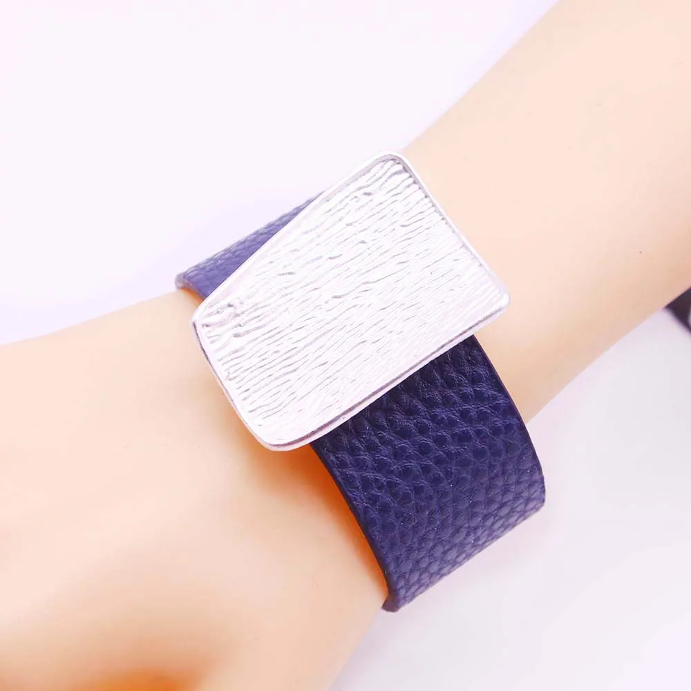 

2019 New Fashion Charm Black Leather Bracelet for Women Femme Cool Clasp Wristband Bracelets Bangles