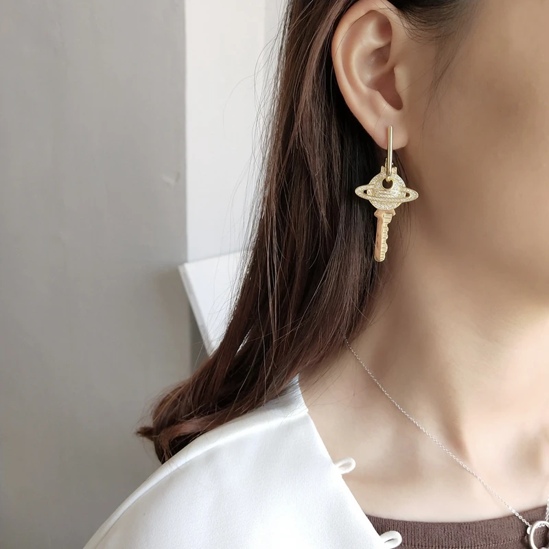 Женские серьги из стерлингового серебра 925 пробы с мозаикой циркона Сатурна