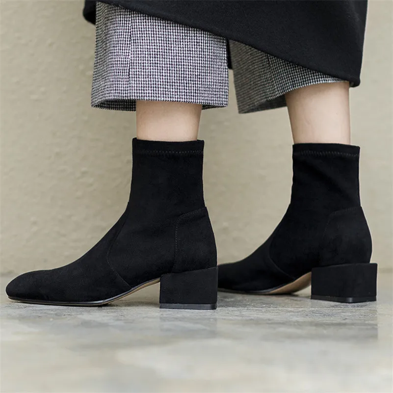 Женские ботинки на высоком каблуке CONASCO осенне-зимние из флока с закругленным