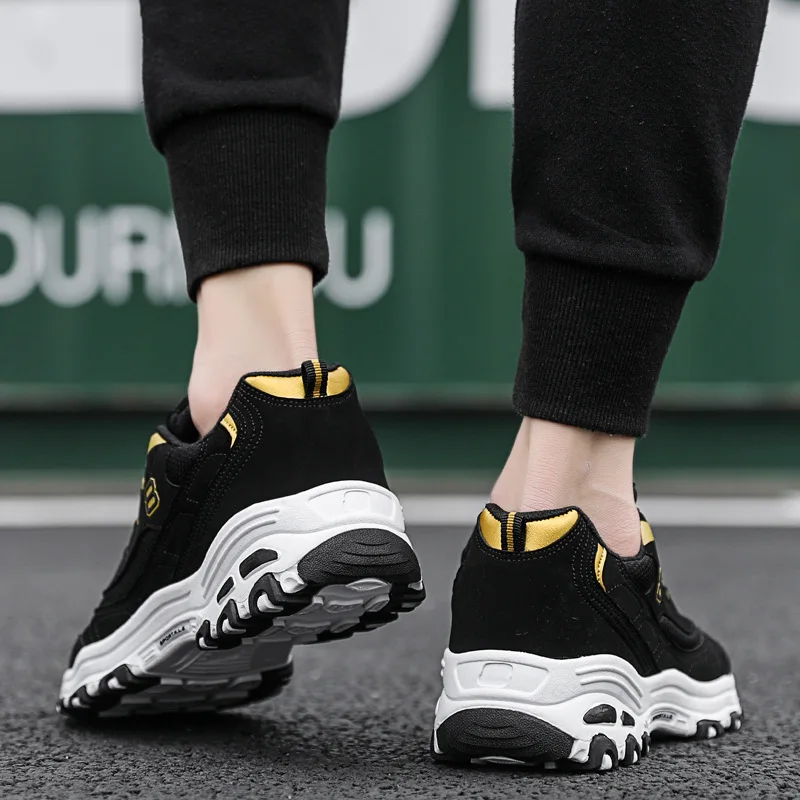 Мужские кроссовки на плоской подошве сетчатые дышащие для бега шнуровке