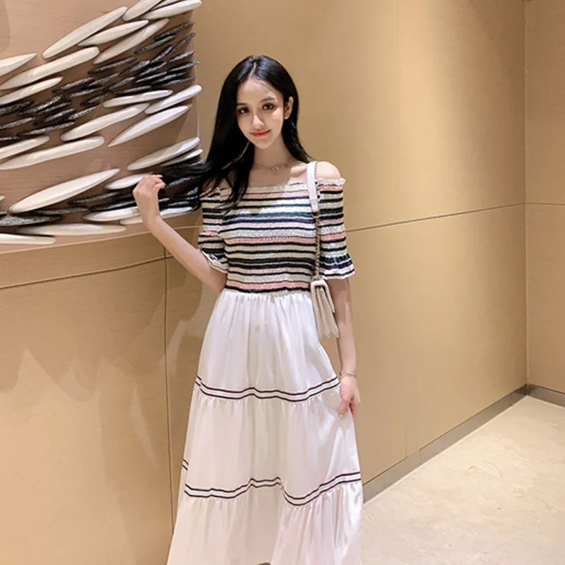 Шифоновое Вечерние с полосками в виде деревянных ушей и рукавами листьев