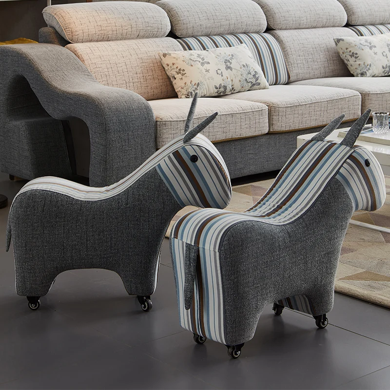 Детский табурет с героями мультфильмов детский игрушечный колесами для гостиной