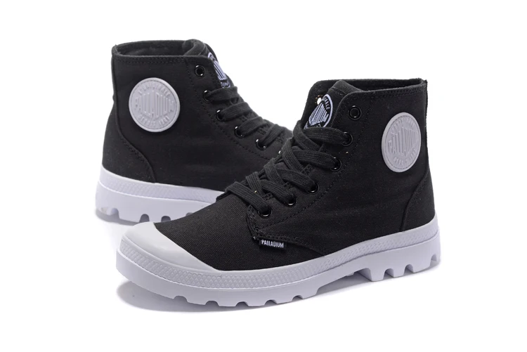 Кроссовки PALLADIUM PAMPA ORIGINALE TC черно-белые классические парусиновые туфли ботильоны