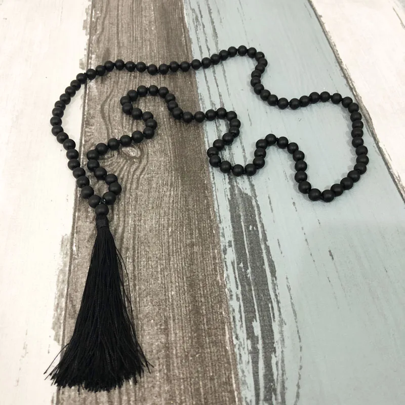

Матовый черный оникс 108 бусина ручной работы вязанное ожерелье мала ручной работы кисточка Йога украшения для медитации и молитвы Мала ожер...