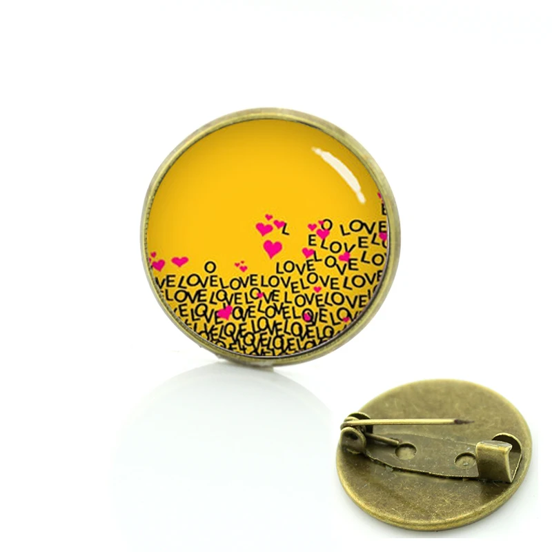

FAFREE Smiling Glass cabochon dome badge pin Jewelry Fashion love heart Christmas gift for men women Smile Face Brooches C218
