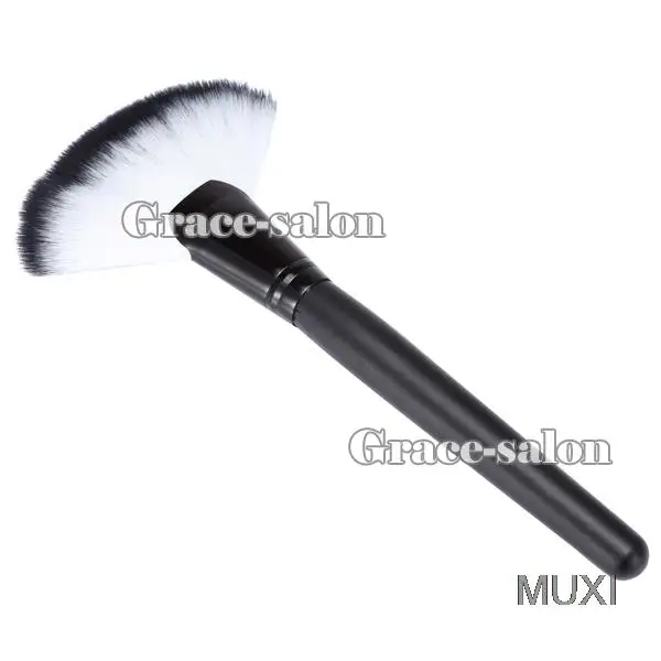 Кисти для макияжа из козьей шерсти мягкие большие веерообразные|fan brush|large fan