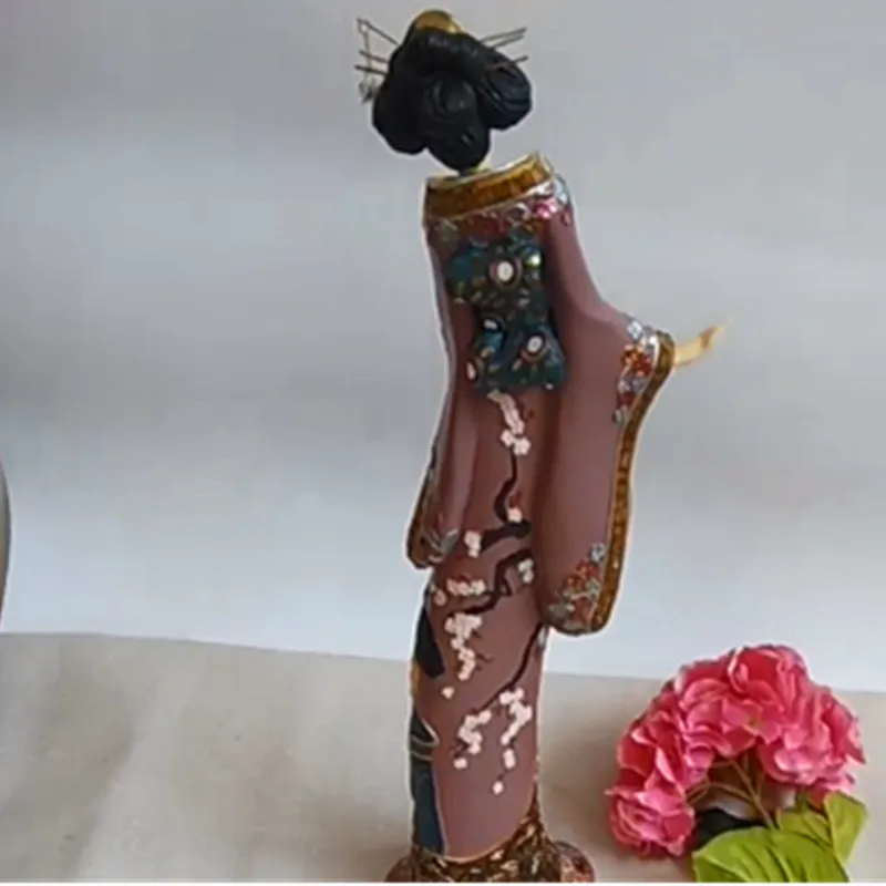 

Lady Ma I Ko Peaceful Southeast Asia Figure Resin Full-Length Portrait Sculpture Living Room Bedroom Desktop Decoration x2157