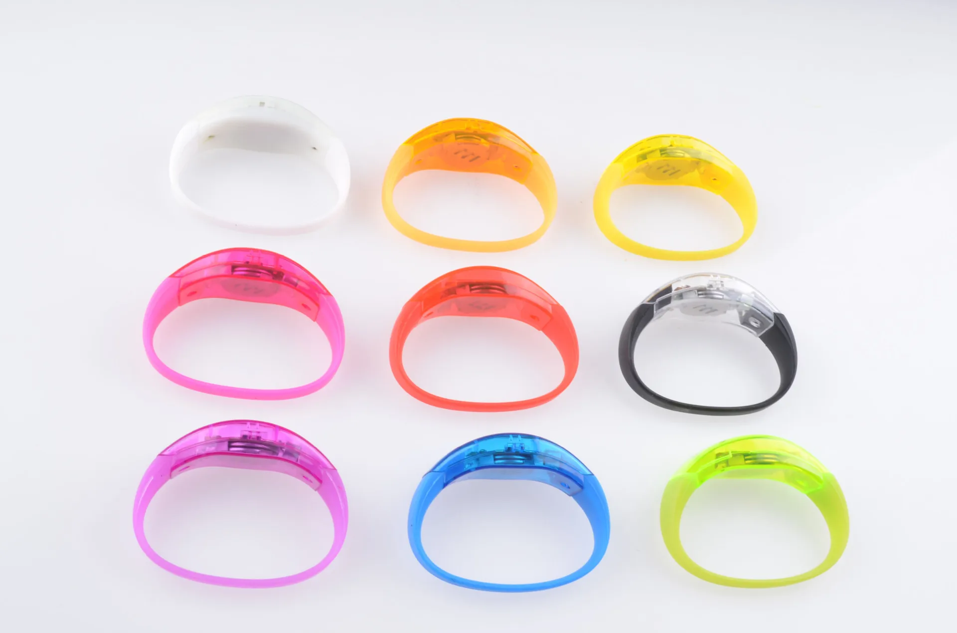 

Silicone Sound Controlled LED Light Up Bracelet Activated Glow Flash Bangle For Festival Party Christmas Navidad