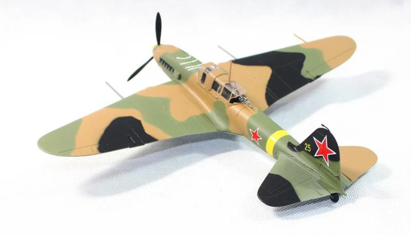 TRUMPETER 1:72 Soviet Air Force in World War II IL-2M3 fighter-bomber model 36413 Favorites Model |