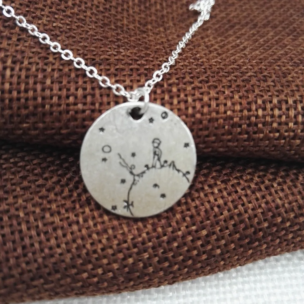 10 шт. Новое поступление одинокое ожерелье Маленького принца под луной со звездой