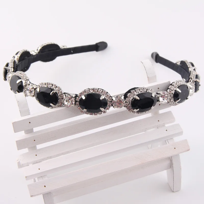 Повязка на голову в стиле барокко металлическая тиара с черными/белыми