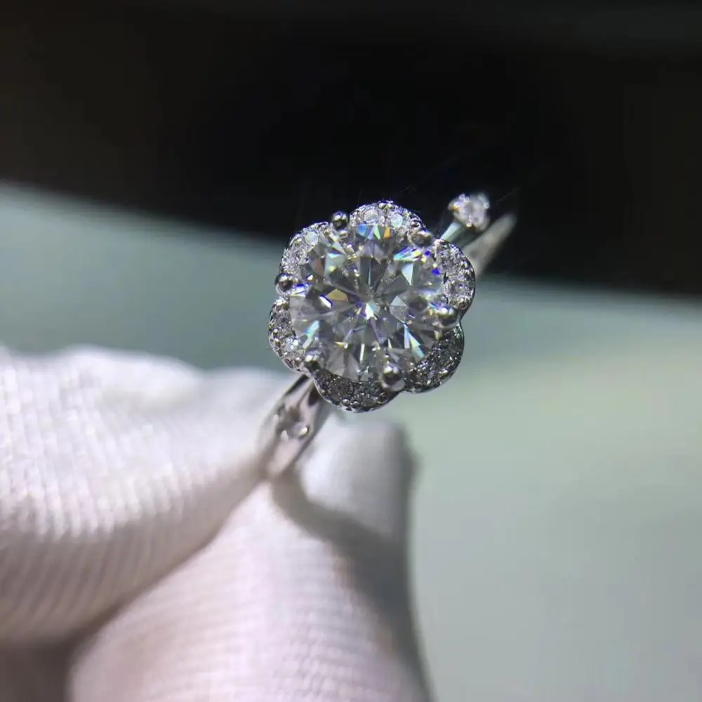 Женское кольцо из серебра с муассанитом 1ct D VVS|Кольца| |