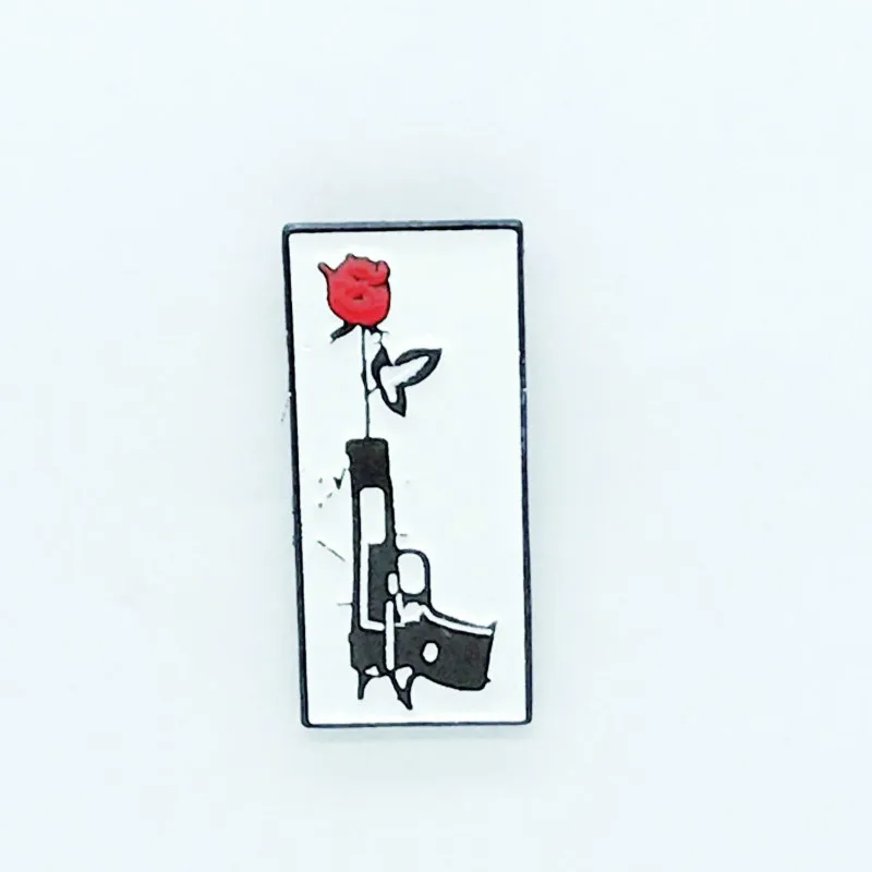 Винтажная черно-белая брошь с красной розой для женщин джинсовые платья куртки