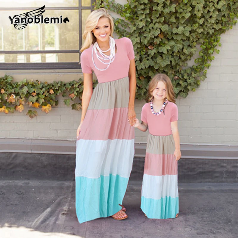 Лето мать дочь Подходящее платье большой полосатый Рубашка с короткими рукавами