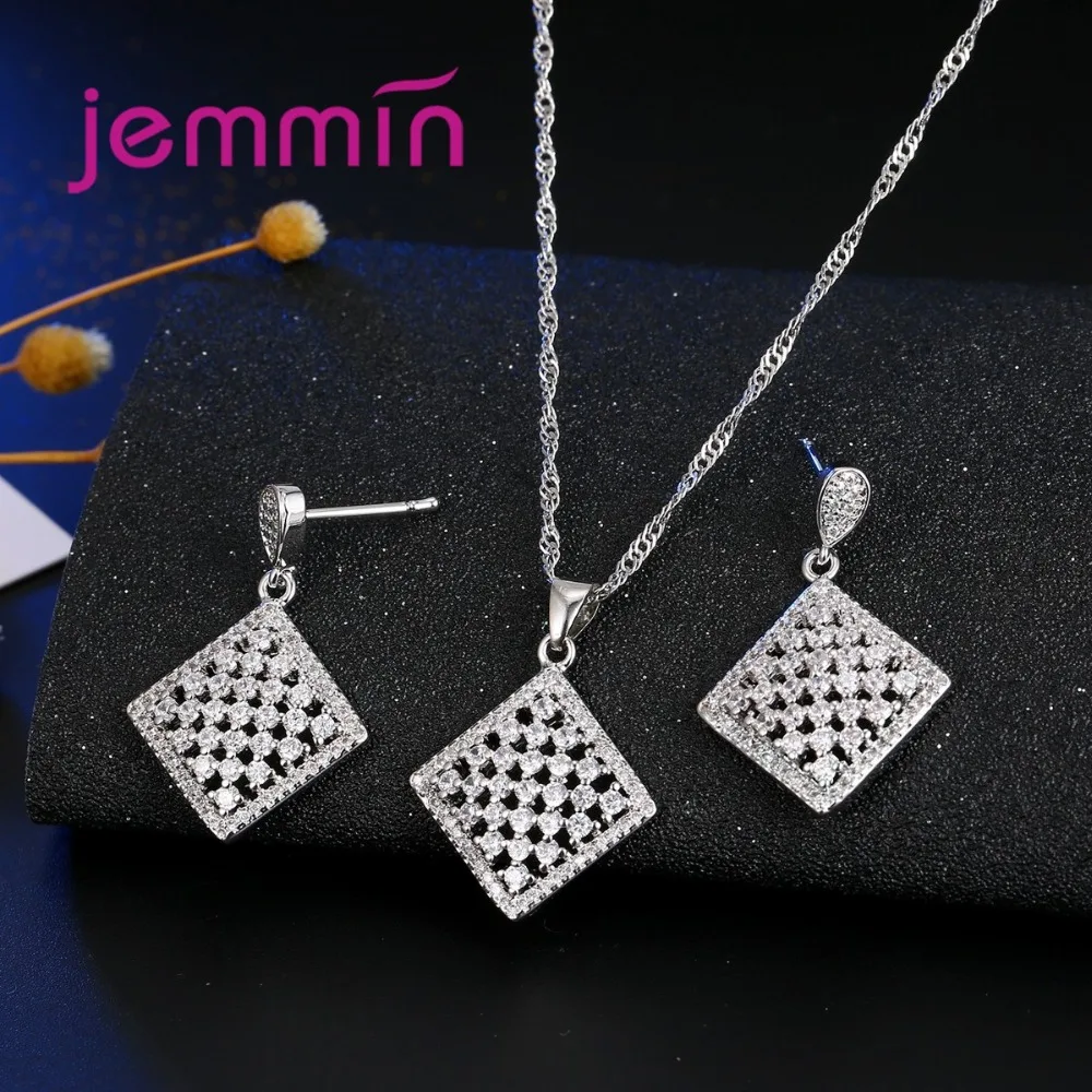 Женский комплект из колье и серёг серебра 925 пробы| |