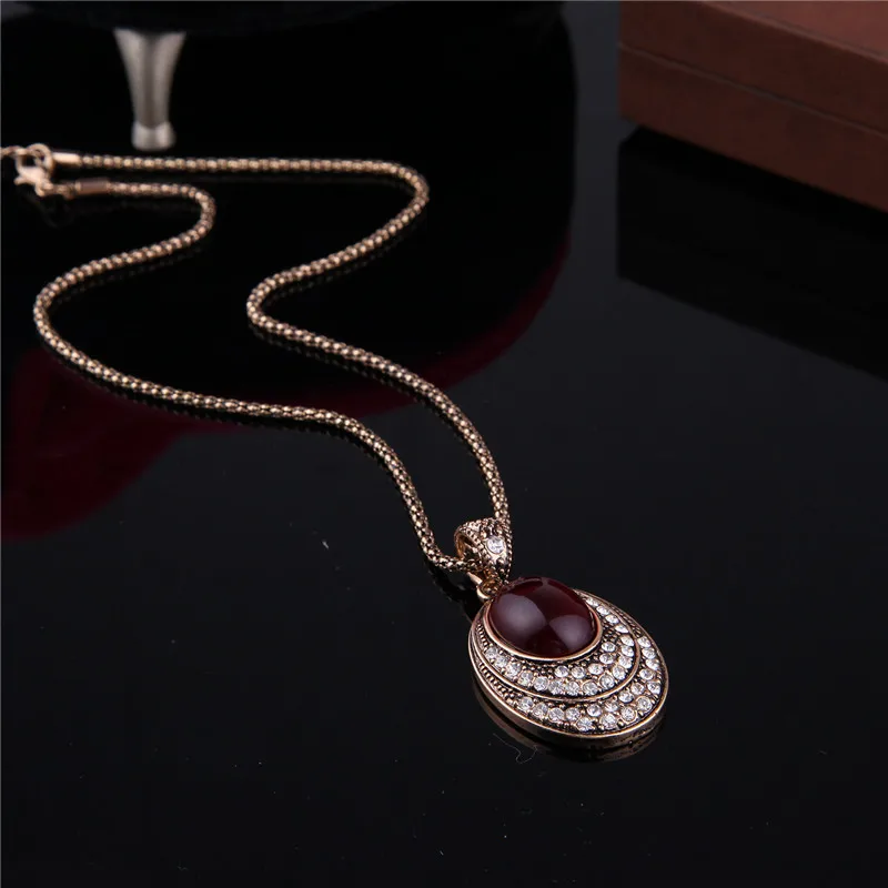 Комплект из колье серёг и кольца с кристаллами | Украшения аксессуары