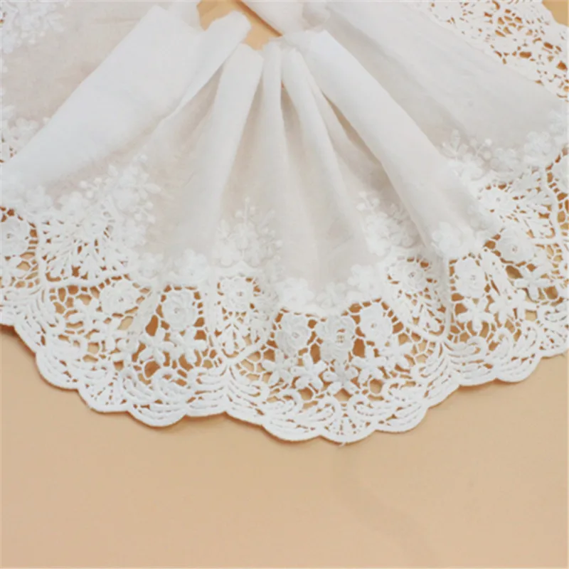 

3yards / lot Width 20cm White100% Cotton Embroidered Lace Fabrics, Women's Clothing Diy lace trim
