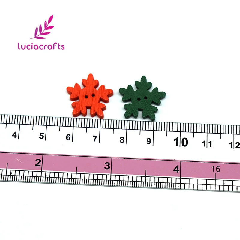 Lucia crafts 12 шт 17 мм/18 мм/25 мм 2 отверстия Рождественская Снежинка деревянные пуговицы для шитья скрапбукинга DIY украшения E0119