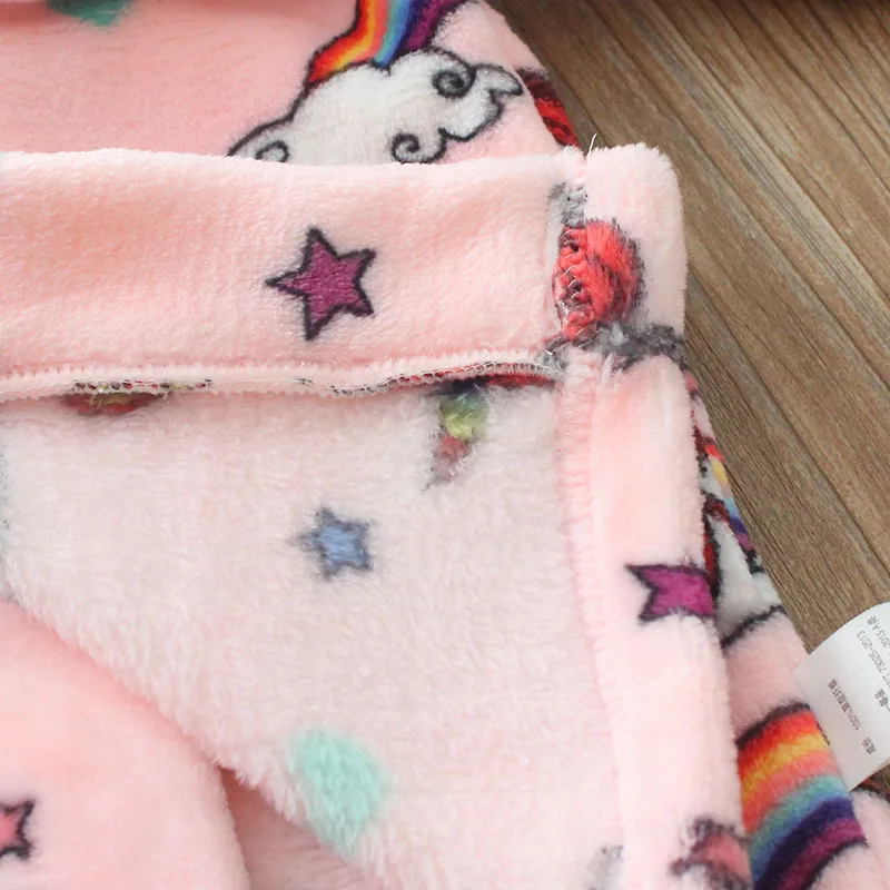 VearDoller детский халат осень-зима мультфильм лошадь Pattern фланель с капюшоном для маленьких мальчиков девочек Домашняя одежда Детский банный Халат