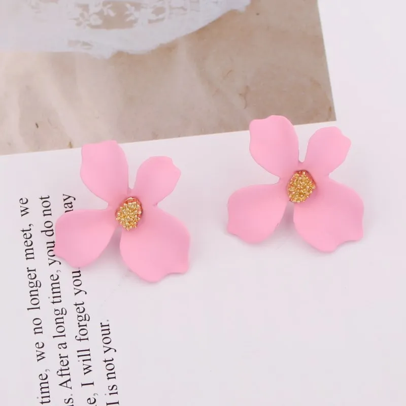 Pink 842 EK590 Новая мода женские милые аэрозольные металлические цветочные серьги-гвоздики для женщин корейские ювелирные изделия детские подарочные серьги для девочек - Окраска металла: Pink 842