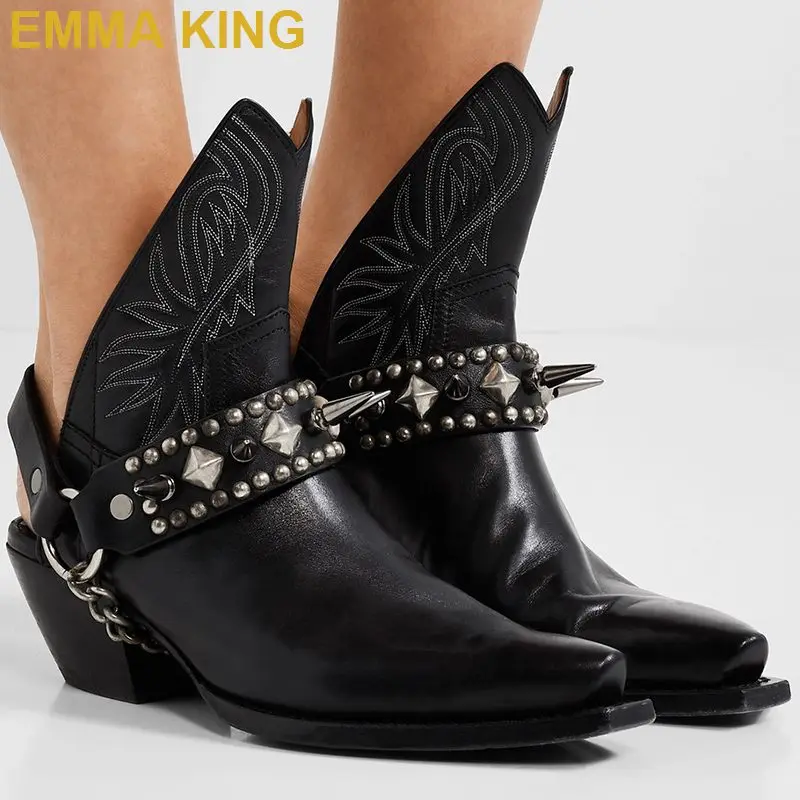 

Genuine Leather Spike Rivets Punk Women Ankle Boots Pointed Toe Metal Chain Chunky High Heels Lady Autumn Shoes Short Booties