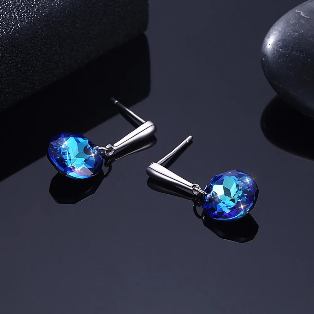 Серьги-подвески с голубыми кристаллами Сваровски женские серебро 925 пробы |