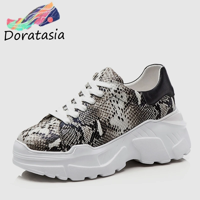 DORATASIA Spring New Western Style Girl Snake Veins Sneakers Women Whole Genuine Cow Leather Fashion Dad Shoes Woman