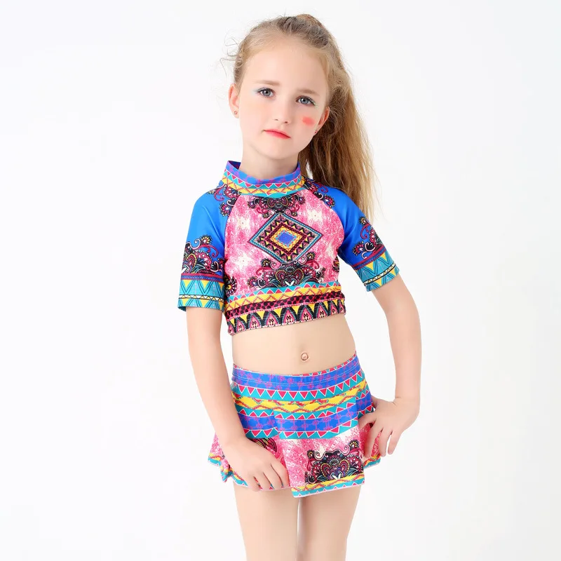 Милые футболки для маленьких девочек из двух предметов Плавание костюм с принтом