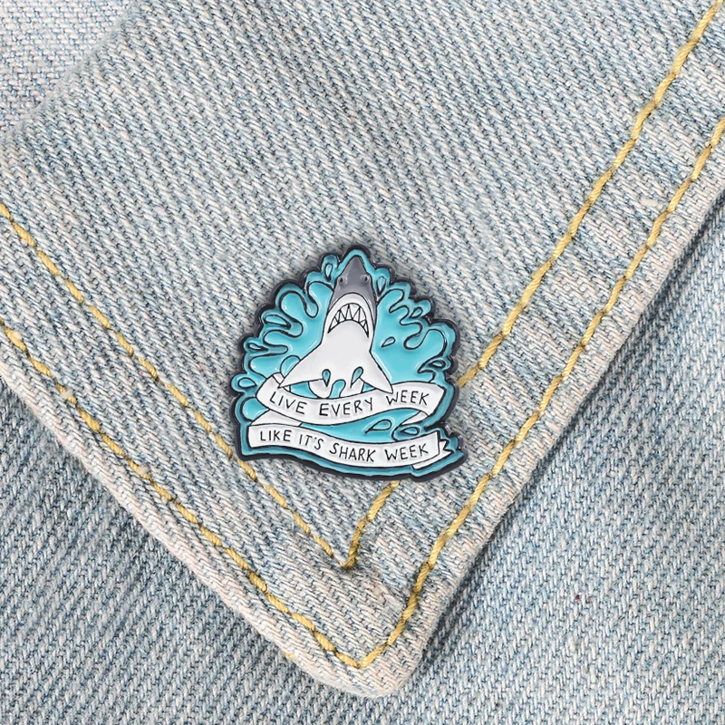 Huge Wave Shark Brooch LIVE EVERY WEEK LIKE IT'S SHARK Ribbon Marine Bio Enamel Pin Backpack Coat Badge Friends Kids Gifts | Украшения