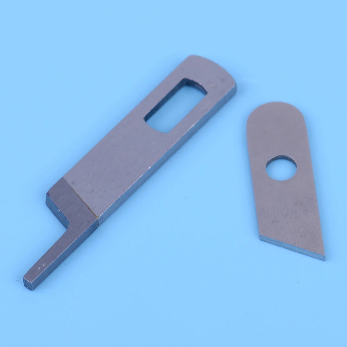 Верхний и нижний нож лезвие подходит для певицы машина с оверлоком 14CG754 412585 550449 |