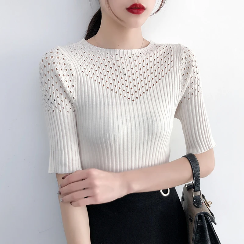 Женский трикотажный пуловер с рукавами-фонариками и круглым вырезом | Женская