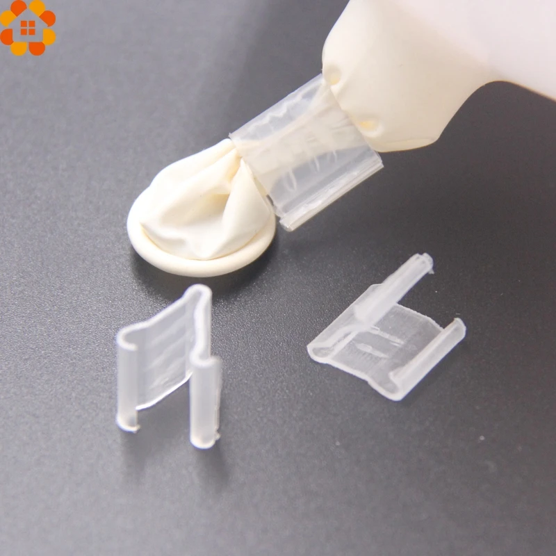 

100PCS/Lot Useful "V" Shape Balloons Sealing Clip Ballon Buttons Clips Wedding/Birthday/Christmas Party Decoration Supplies