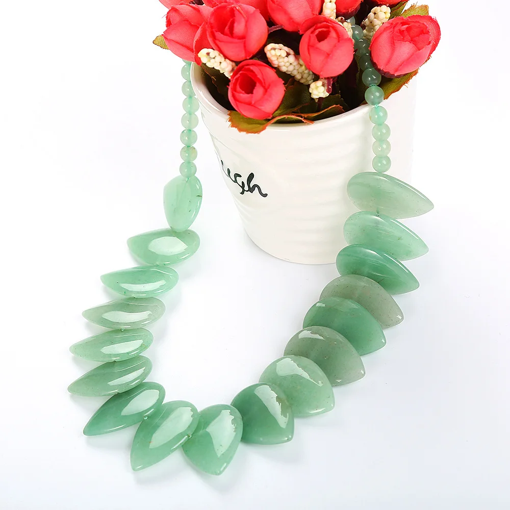 

Natural Stone Crystal Aventurine Leaf Necklace Green Women Jade Pendant Genuine Gemstone Female Jewelry Letter Necklace For Men