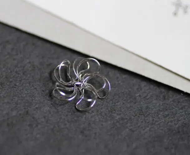 4 silver Стиль 50 шт./лот мультфильм полые двухслойные форма цветка меди, с цветочным принтом, плавающей медальон очарование diy ювелирных изделий серьги подвески - Окраска металла: 4 silver