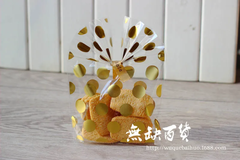 Gold polka 100 шт Золотая фольга, узор в горошек, открытый верх, целлофановые сумки, сумки для печенья, свадебные сумки для конфет, Подарочные Opp пакеты, упаковка еды, вечерние сувениры - Цвет: Gold polka
