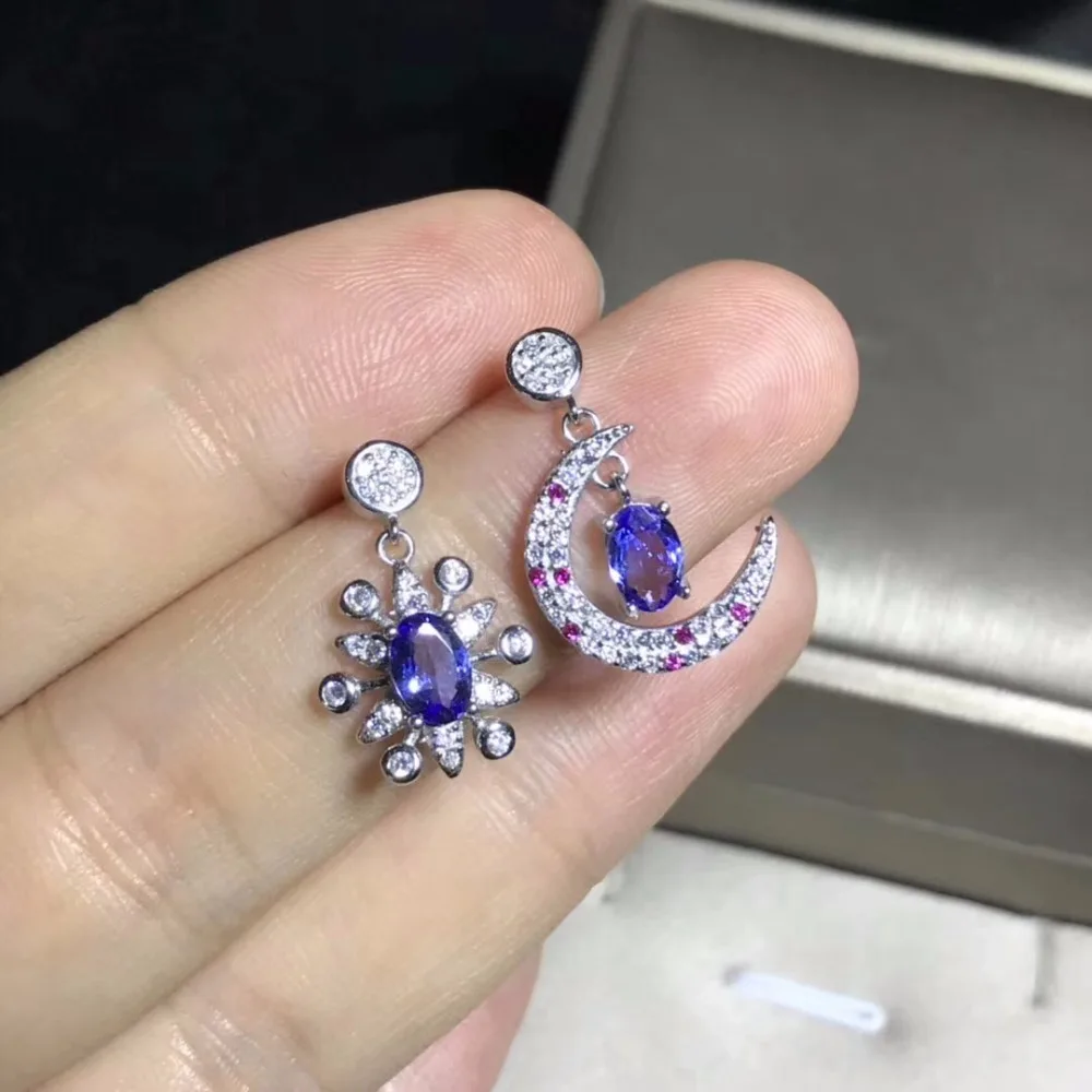 Серьги гвоздики из натурального танзанита красивые цвета серебро 925 пробы