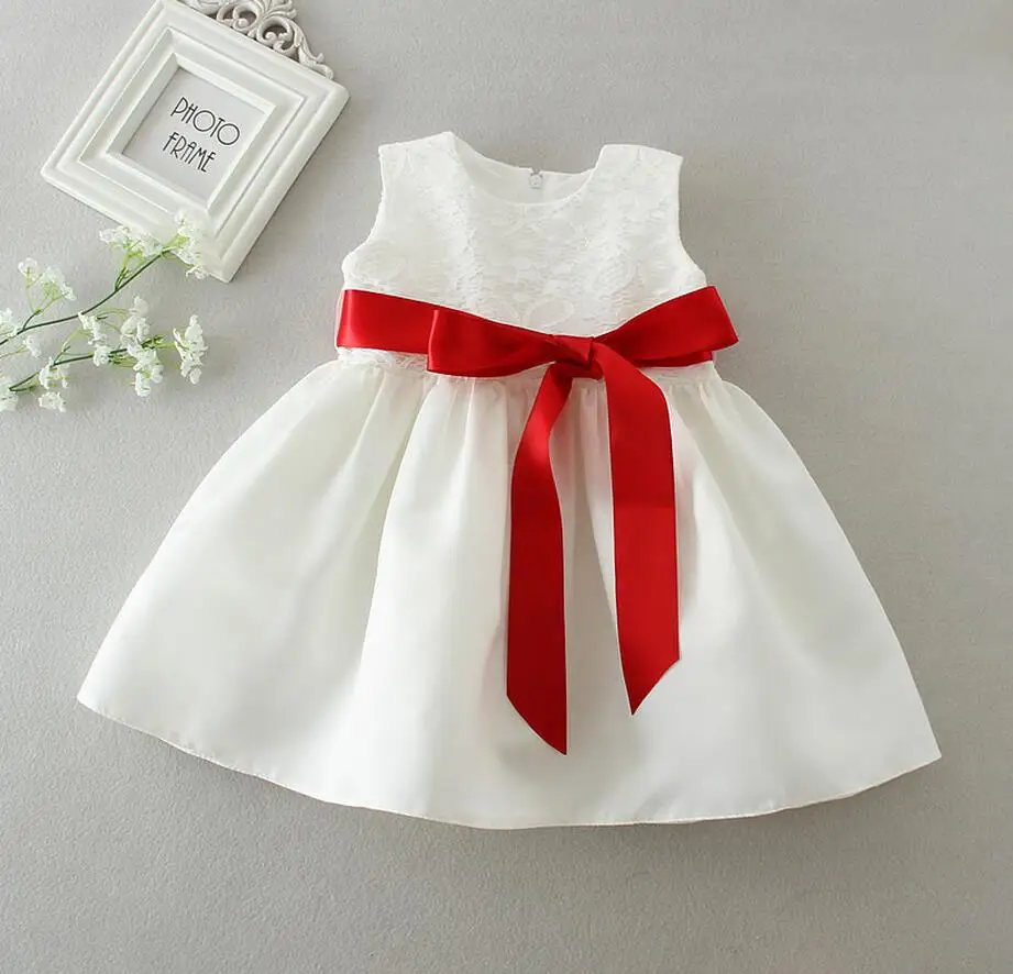 Белое платье на крестины для маленьких девочек 1 предмет кружевное праздничное с
