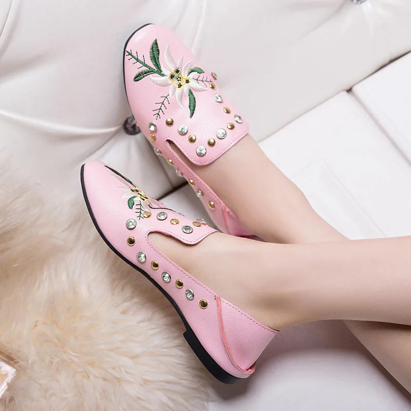PHYANIC Women shoes fashion Flowers flat women Casual loafers round toe Shoes woman Comfortable ballet flats |