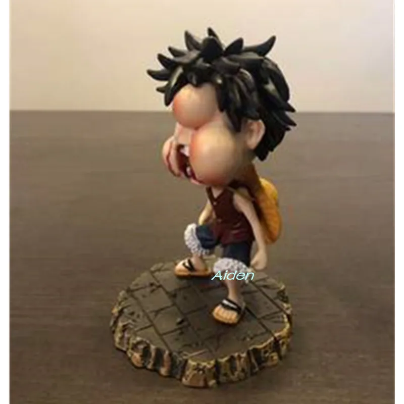 Статуэтка из соломы 6 дюймов Пиратская обхват груди обезьянка D. Luffy Полный