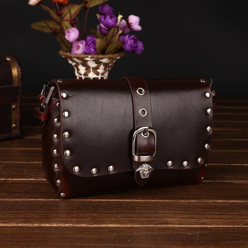 Лидер продаж женская сумка с заклепками через плечо кожаные сумки мессенджер