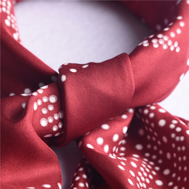 Женский шейный платок Шелковый головной в горошек с принтом лошади 21x21 дюйм 100% |