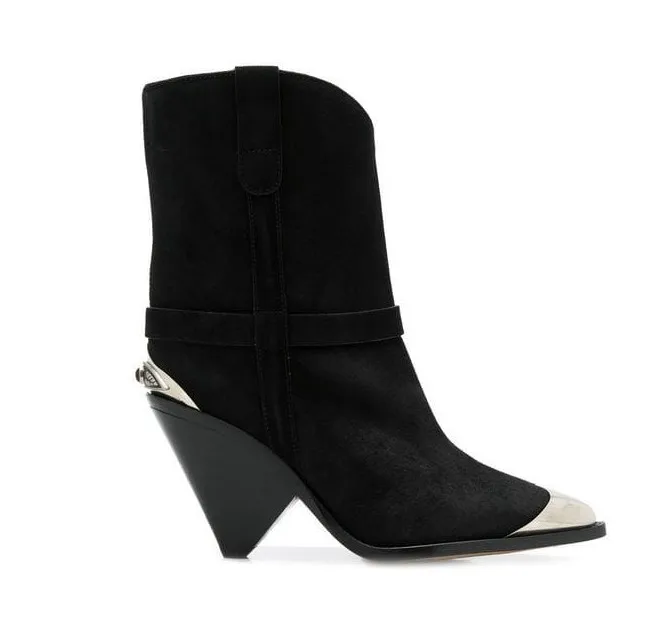 black suede BuonoScarpe/ботильоны из натуральной кожи; женские ботинки на высоком каблуке с металлическим острым носком, заклепками и кисточками; Модные женские Ботинки martin; коллекция года - Цвет: black suede