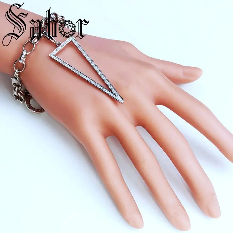 Подвеска треугольная с белым фианитом модные ювелирные изделия стильное