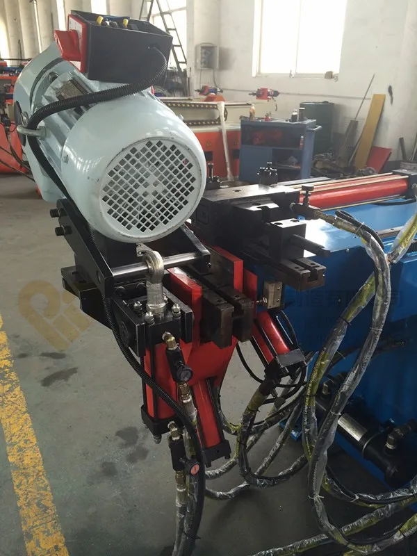 Автоматическая машина для гибки и резки труб DW-38CNC-315CNC
