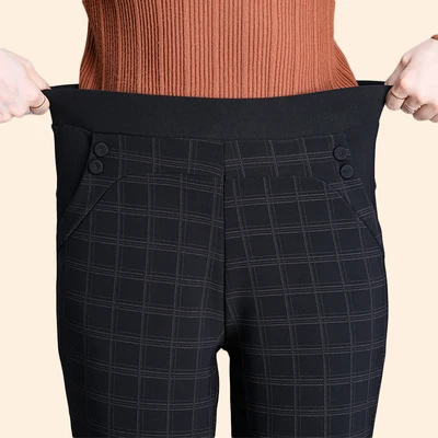 Black square Брюки для женщин среднего и старшего возраста, Модные осенние зимние свободные женские брюки с эластичной резинкой на талии, теплые толстые повседневные брюки большого размера 5XL - Цвет: Black square