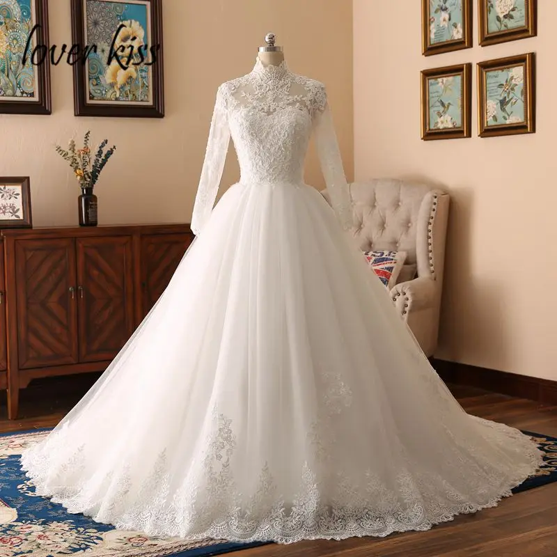 Женское свадебное платье с высоким воротом и длинным рукавом
