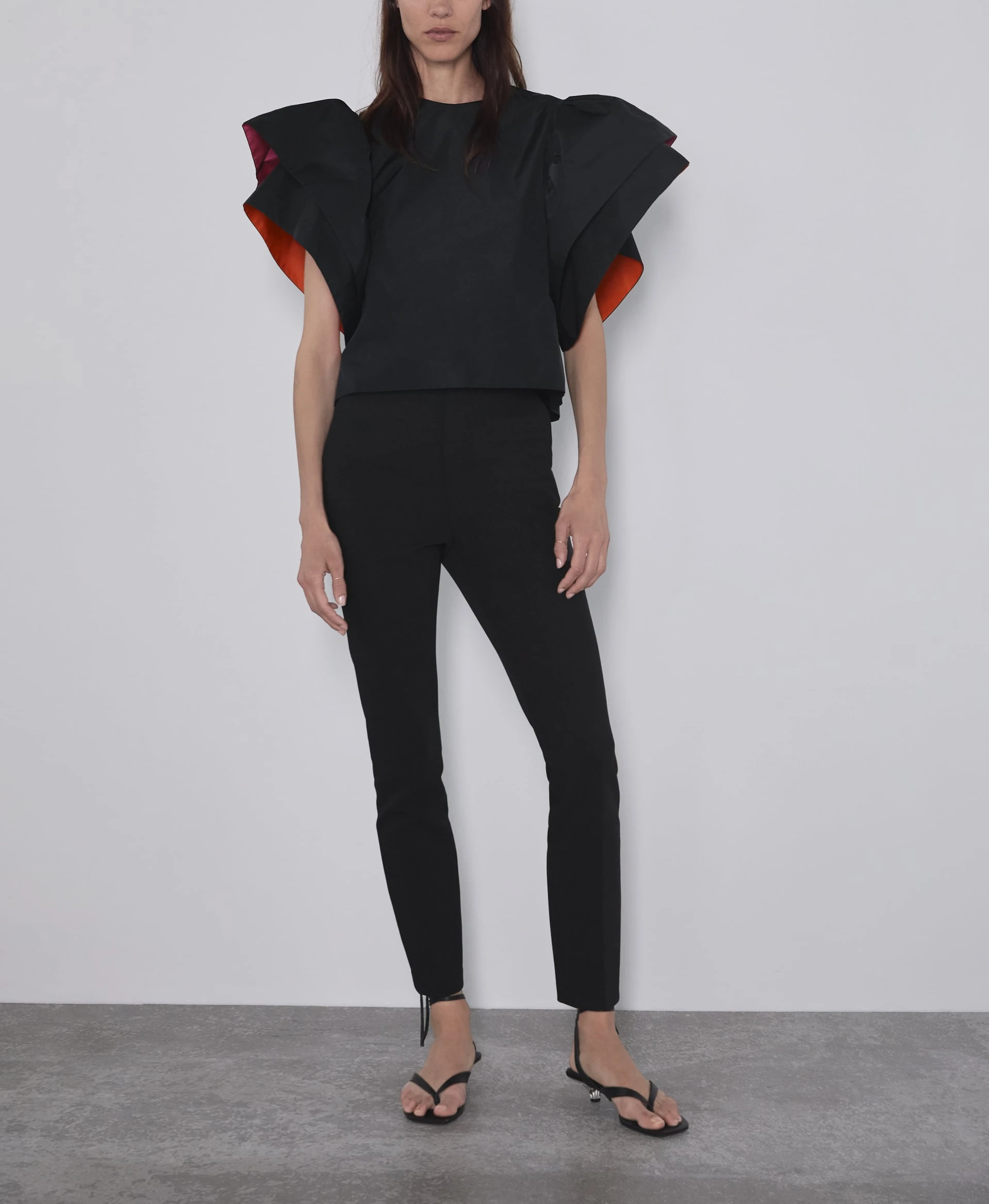 Summer New Women Blouses Black Puff Sleeve O-Neck Short Spliced Colour Collision Personality Loose Fashion Pullover Shirt