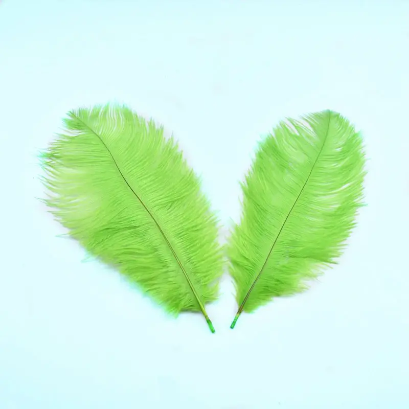Apple green 10 шт./лот, натуральные Разноцветные перья страуса для поделок, 15-20 см, черное перо для самостоятельного изготовления ювелирных изделий, домашние вечерние украшения - Цвет: Apple green